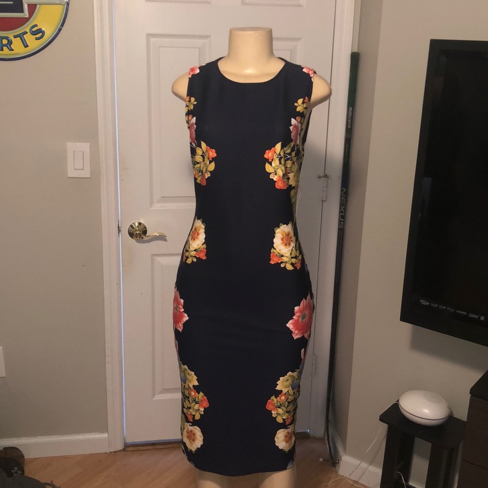 New dress, has tag